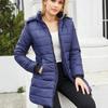 Chaqueta con capucha para mujer Acolchada de algodón Luz Lluvia Resistente al agua Cierre de cremallera Abrigos acolchados a prueba de viento Bolsillos laterales ocultos Ropa larga de invierno