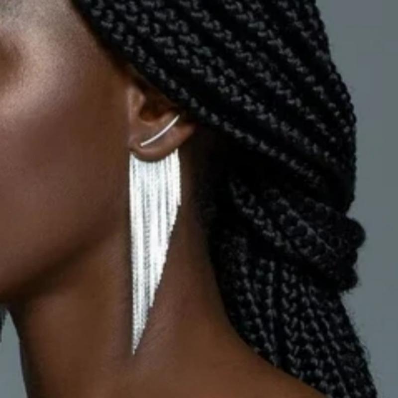 A Pair of Silvery Able Tassel Earrings, Sexy and Elegant Earrings, Perfect Accessories for Holiday Banquets