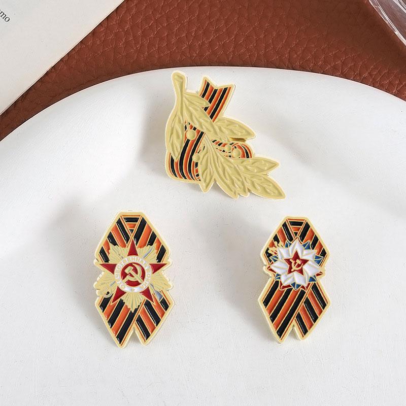 1Pc Zinc Alloy Versatile Backpack Pin Retro Metal Brooch Russian Cloth Decoration Brooch Russian-style