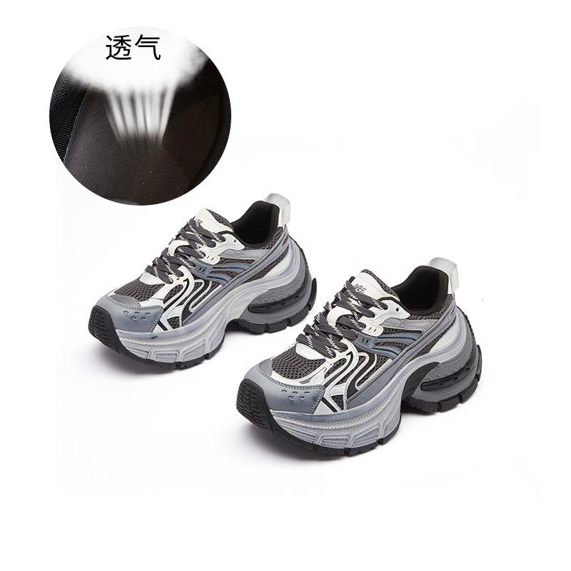 Suction Film Sole Dad Shoes Women's Spring New Retro Thick Sole Heightening Running Shoes Casual Versatile Sports Women's Shoes