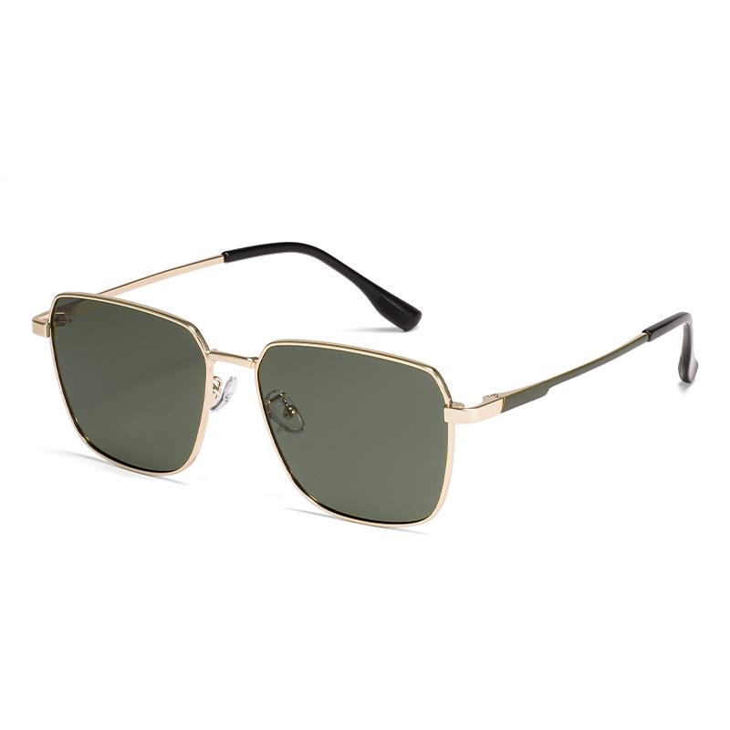 Trendy Women's Polarized Sunglasses 8711: High-End Metal Frame, UV Protection, Perfect for Driving and Style