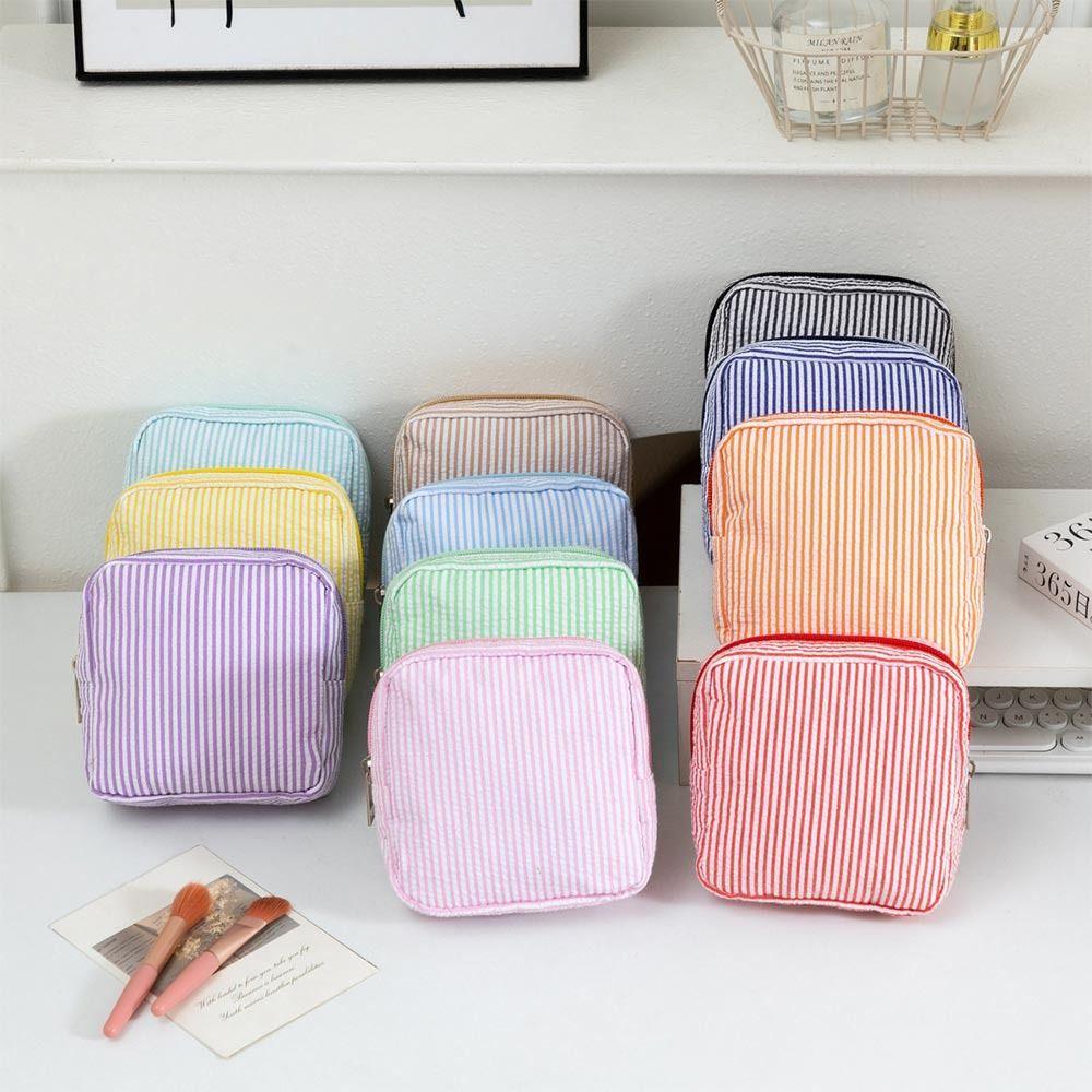 High Quality Durable Seersucker Sanitary Napkin Pouch Striped Pattern Multi-functional Mini Makeup Bag Cosmetic Bag Women