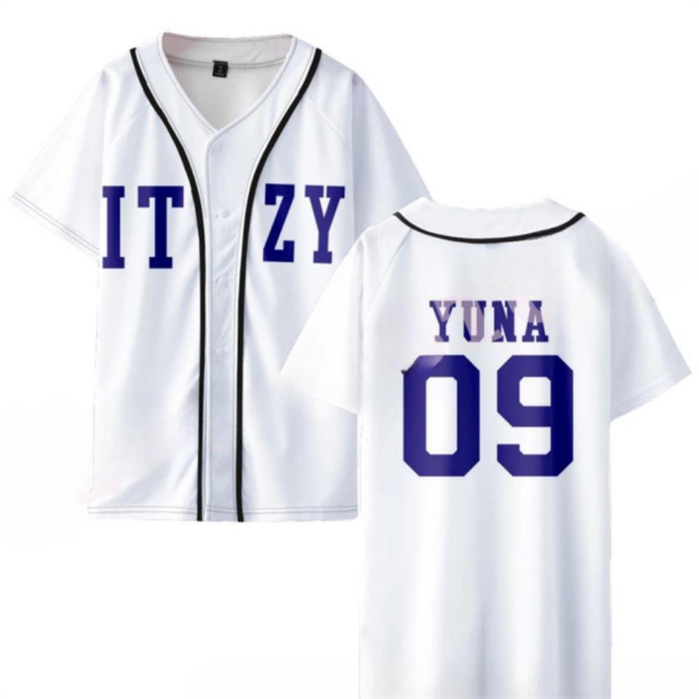 KPOP None of My Business Merch Baseball Trikot T-Shirt YUNA RYUJIN CHAERYEONG LIA YEJI V-Ausschnitt Kurzarm Grafik T-Shirts 4XL