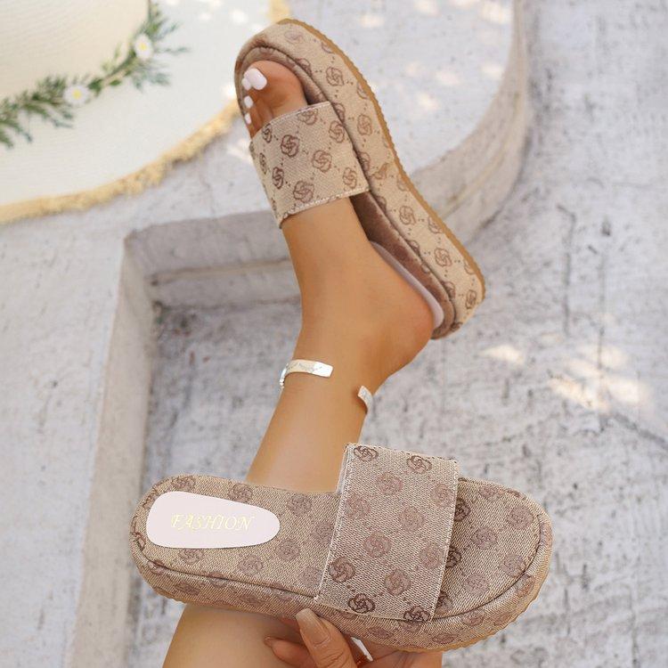 

2025 лето толстая подошва танкетка шлепанцы женские большие размеры джинсовый крест с крутыми шлепанцами женщины 2025 43