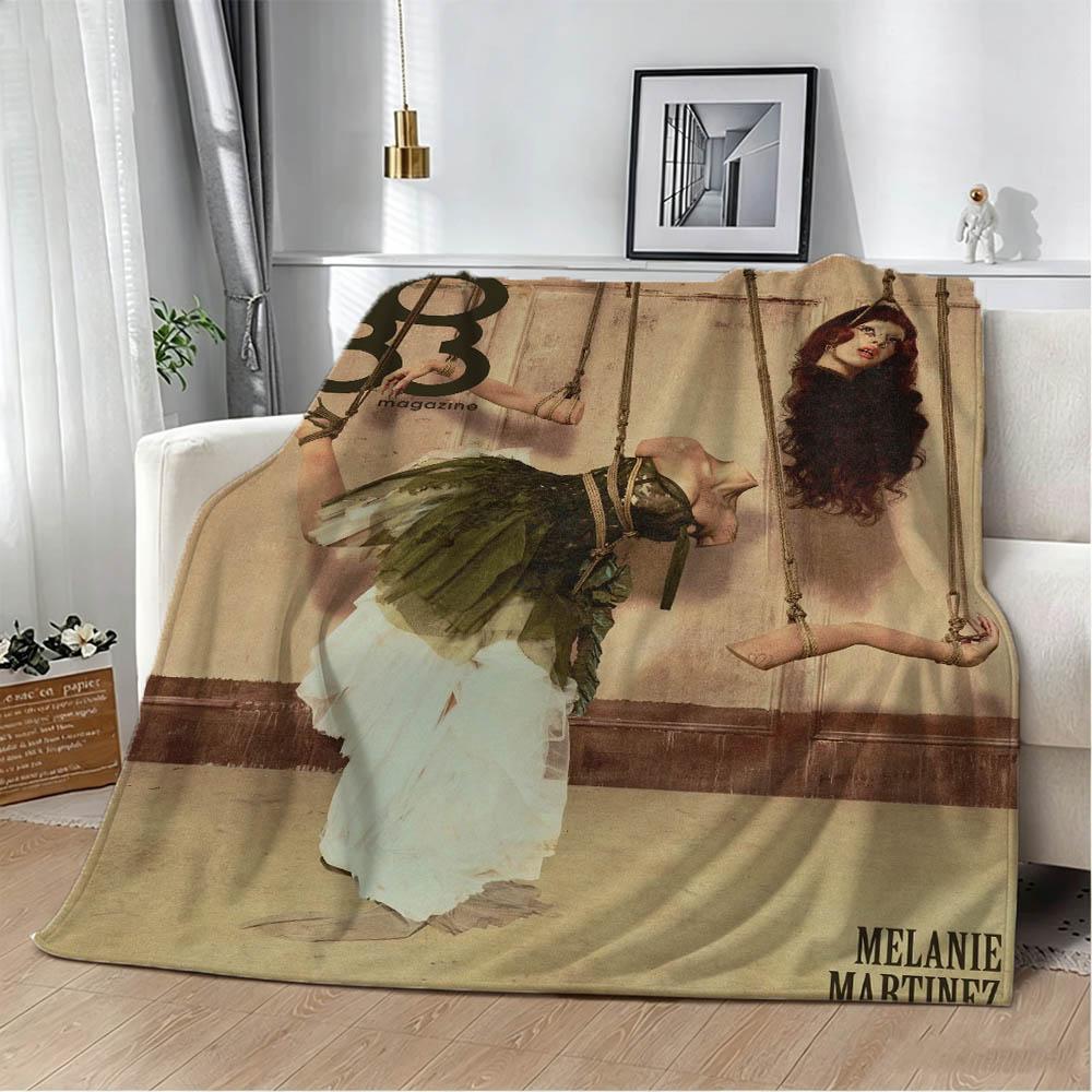 M-Melanie Martinez Hades Sänger 2026 3D Flanelldecke Weiche Überwurfdecke Kunst Für Heimdekoration Schlafzimmer Bett Sofa Picknick Fans Geschenke