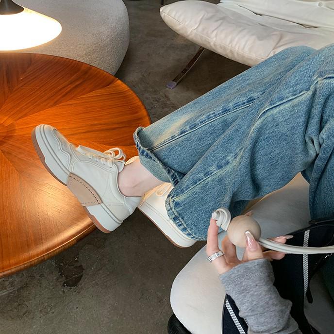 Damskie 2025 Nowe Oddychające Niemieckie Trenerki, Okrągły Nosek, Sznurowane, Gruba Podeszwa, Zwiększające Wysokość, Wszechstronne Casualowe Białe Buty Sportowe