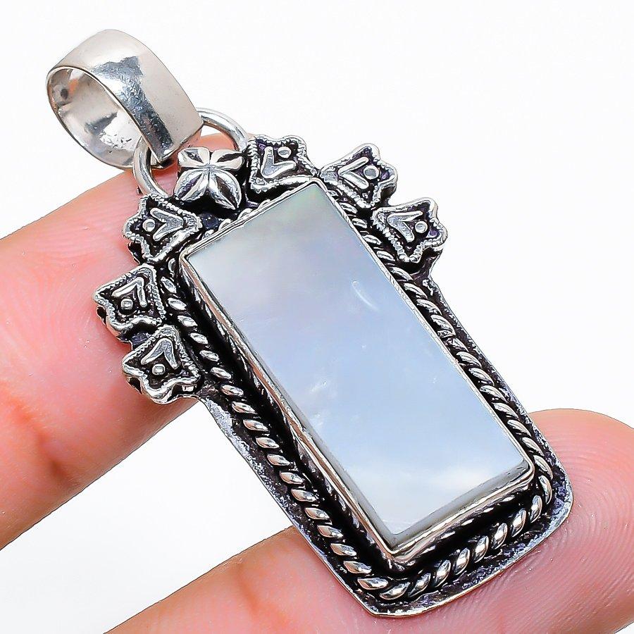 

Mother Of Pearl Gemstone Handmade Ethnic Jewelry Pendant 1.81 SR-4247