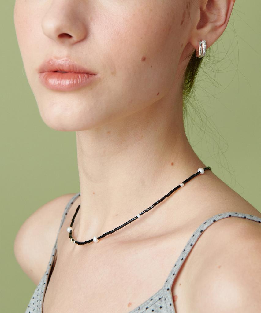 Matias Pearl Dot Necklace