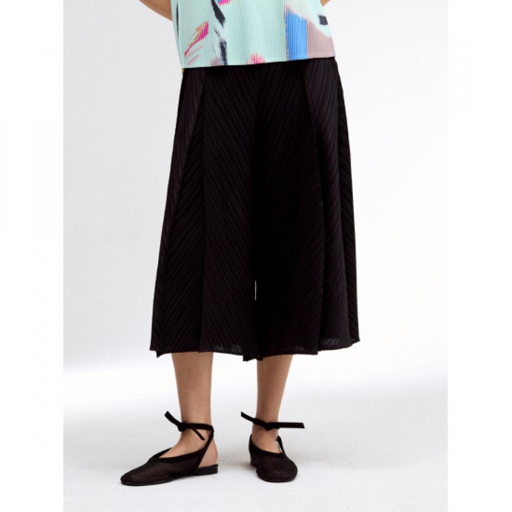 Lapli Round Pintuck Culotte Pants Lpptm025025