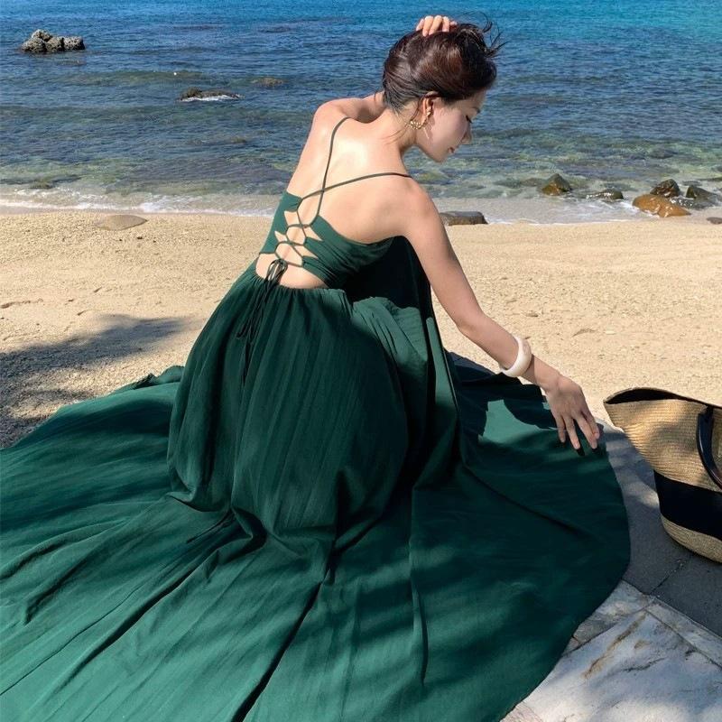 Sexy strap backless suspender dress women's summer vacation dress slim waist skirt design sense a word long dress