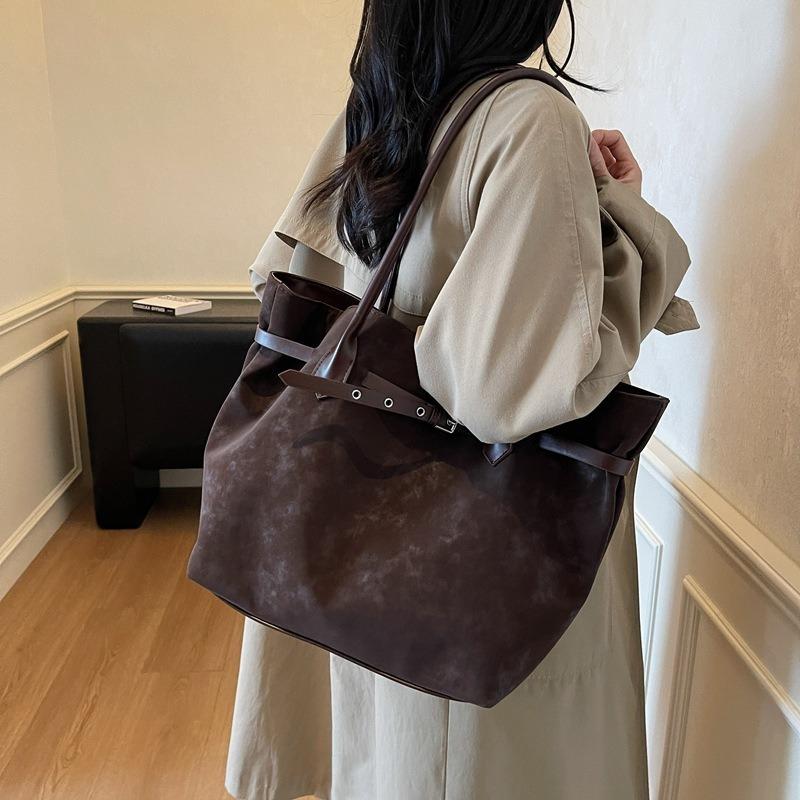 New Fashion Retro Style Large Capacity Women's Tote Bag Simple Light Luxury Women's Shoulder Armpit Bag