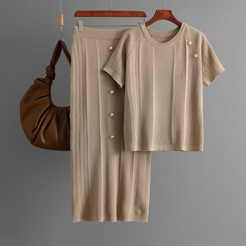 Fashion Style Fashion Knitted Short-Sleeved Shirt Skirt Two-piece Set Knitted Top and Skirt Set