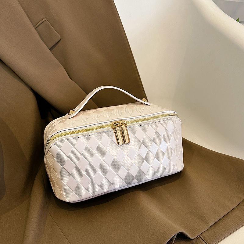 ew cosmetic bag large capacity portable go out storage bag high value design cosmetic waterof toilet bag