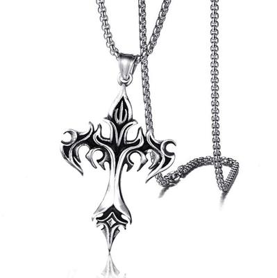 2026 Tendance Hommes Croix Flamme Acier Inoxydable Vintage Collier Pendentif