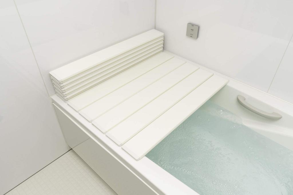 Topre Silver Ion Ag+ Antibacterial Folding Bath Lid, White, 90 x 139 cm, K14