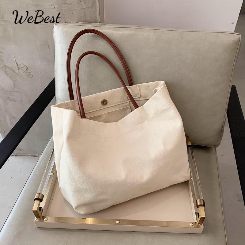 

A Simple and Artistic Canvas Bag and Schoolbag Girl
