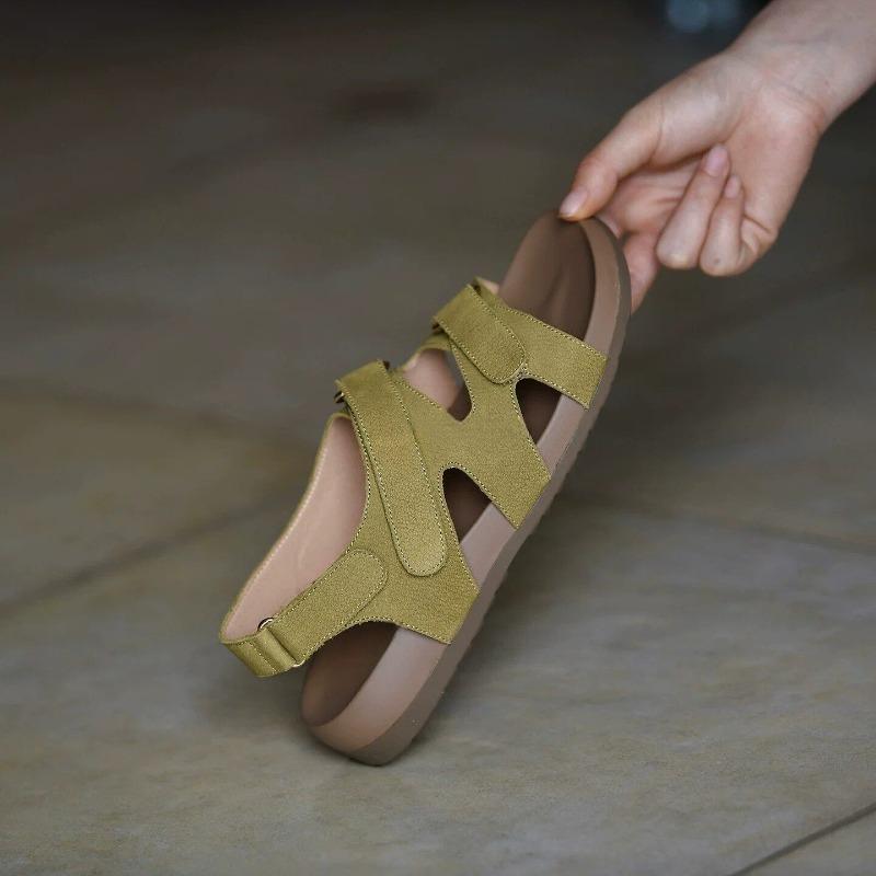 Beliebte Sommer runde Kopf neue modische und bequeme Plattform Boken doppelte Schnalle Klettverschluss lässige Strandsandalen Damen Außenbekleidung