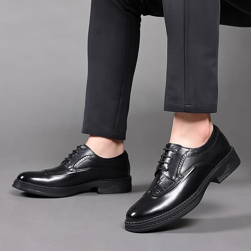 Scarpe da Uomo in Pelle Brogue Inghilterra Casual Trend Business Formale Intagliate Giovanili Scarpe da Matrimonio Più Velluto Scarpe da Uomo