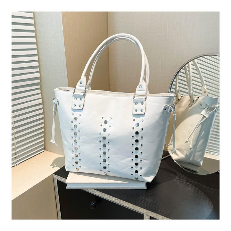 

Summer popular rivet shoulder bag fashionable large capacity tote bag casual versatile commuter armpit bag белый