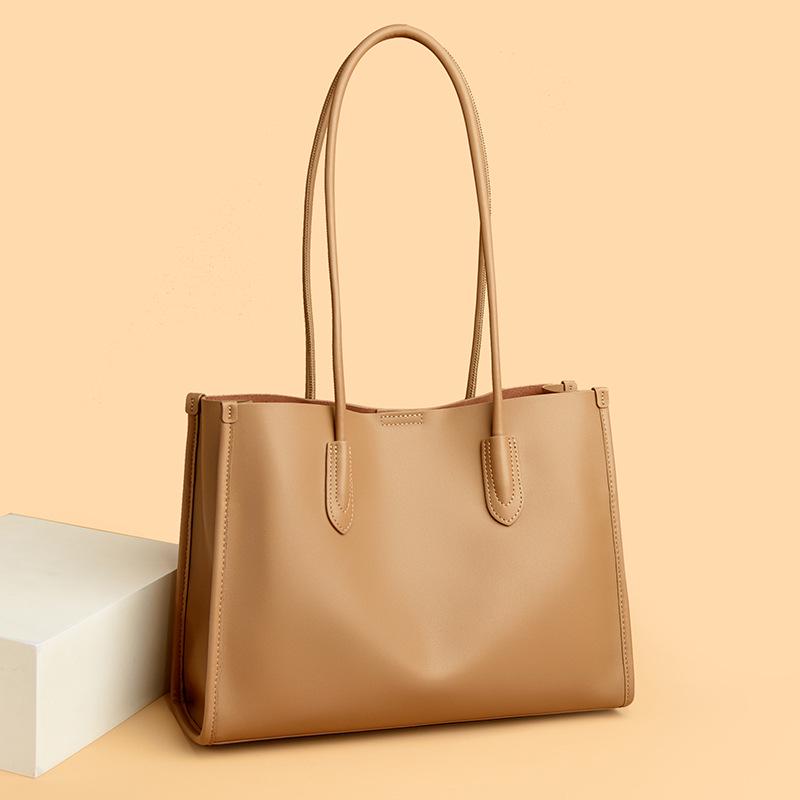 

Женская большая сумка-тоут из натуральной кожи - Модная, вместительная сумка на плечо для документов. 34x26x11 cm хаки