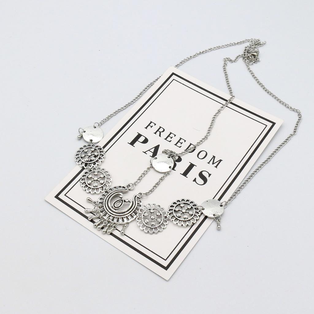 Ethnic Hair Belt For Women Vintage Metal Carved Tassel Forehead Chain Ethnic Forehead Decoration Chain Cosplay Hair Accessories