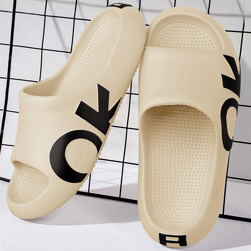 Herrensandalen und -slipper, bedruckt mit Buchstaben, lässige und modische Anti-Rutsch-Slipper mit offener Zehenpartie und dicker Sohle, geeignet für in