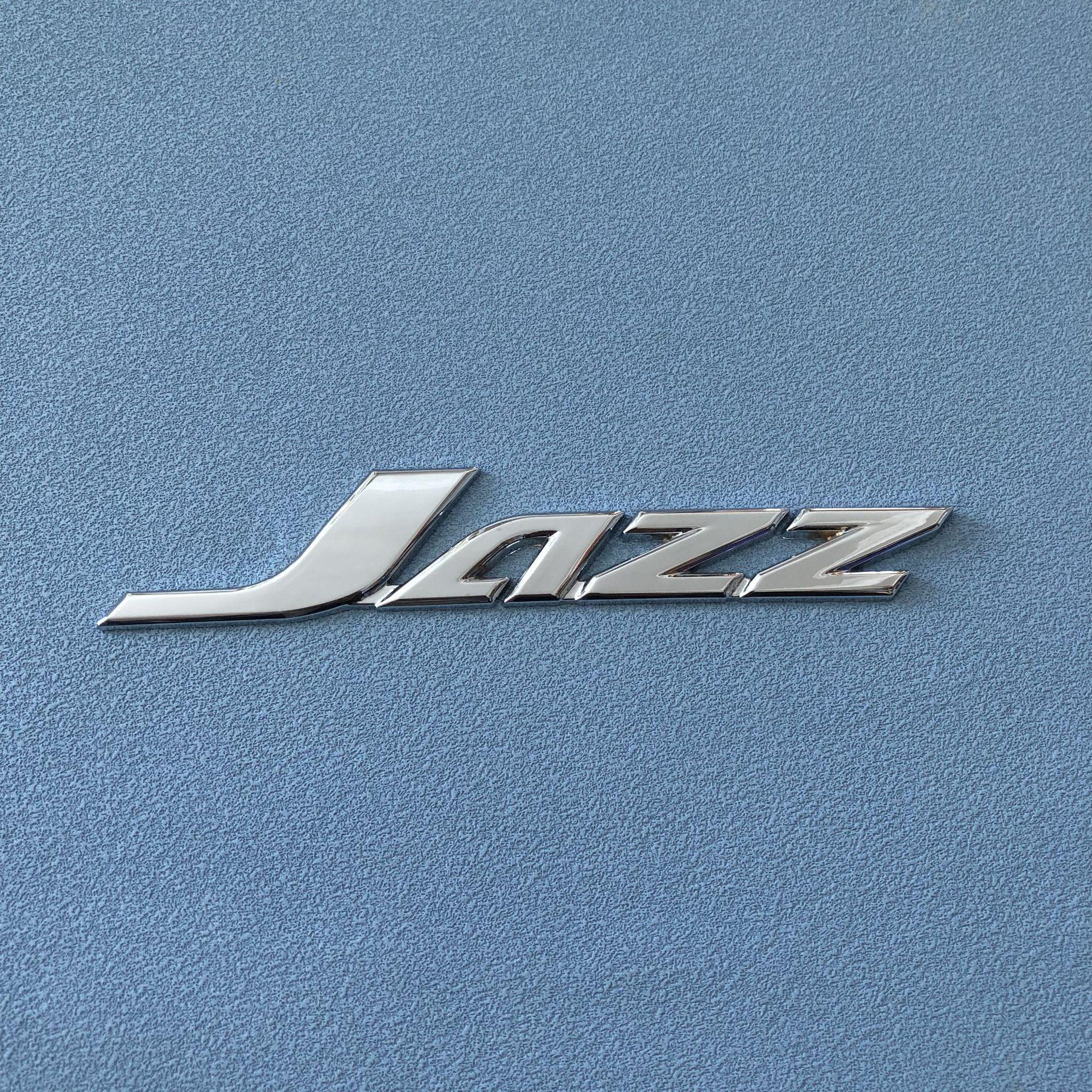 

Автомобильный значок JAZZ для Honda Fit: Декоративная наклейка на металлический сундук (из-за рубежа) серебряный