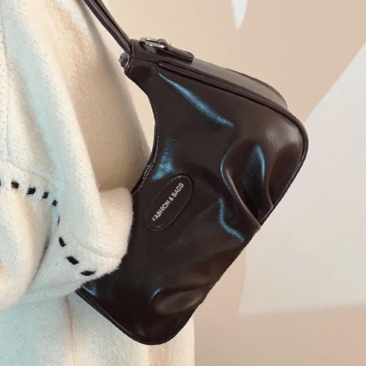 Niche Textured Silver Bag for Women Trendy Versatile Shoulder Crossbody Bag High-end Design Underarm Crescent Bag