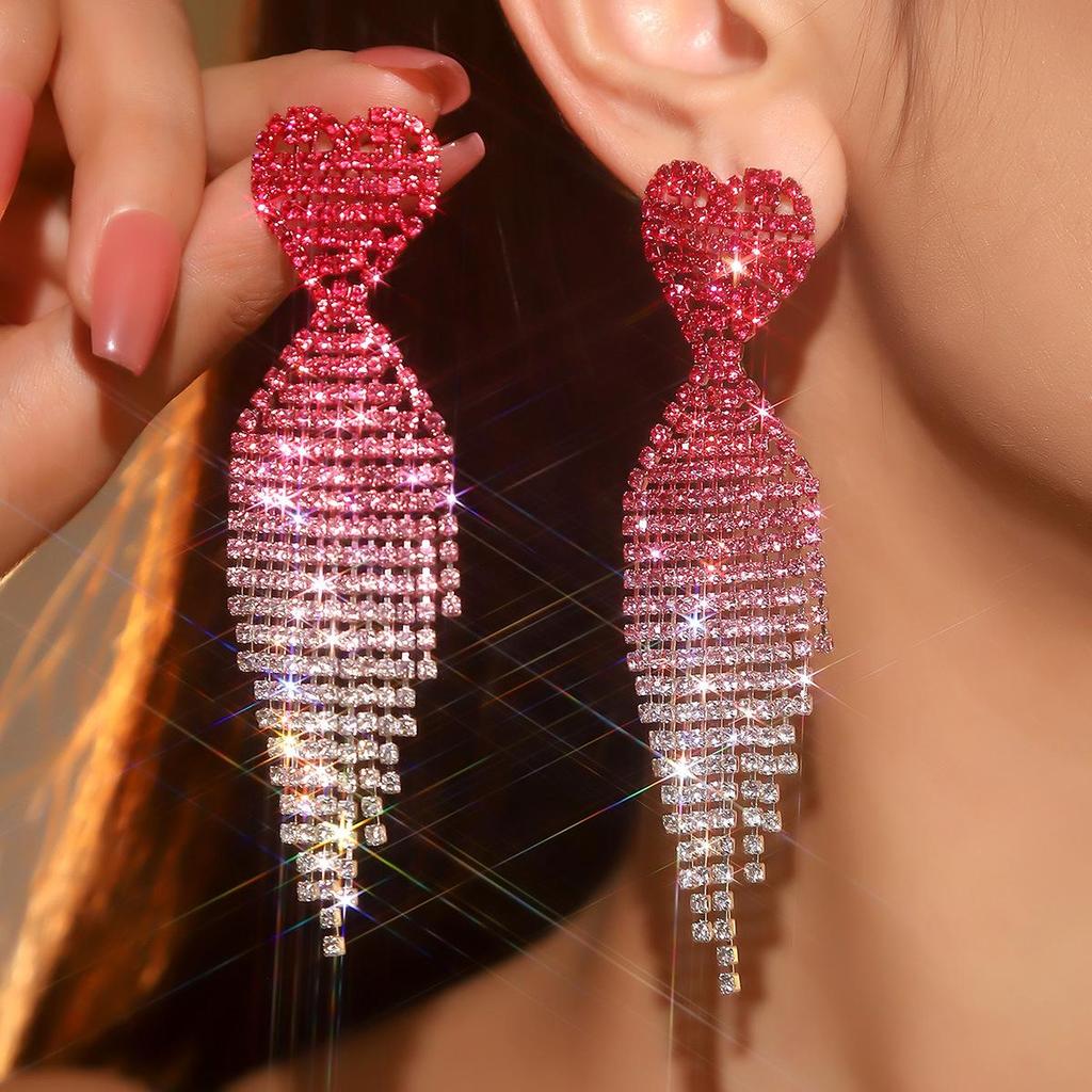 Luxurious Valentine's Shiny Diamond Heart Tassel Earrings for Women - Fashion Peach Heart Studs.