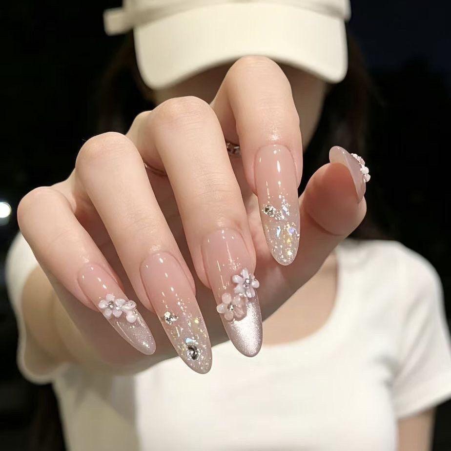 Autumn Bridal Rhinestone Long Nails - Elegant Whitening False Nails for Weddings