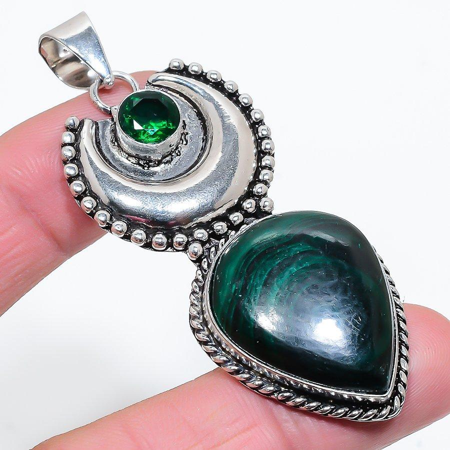 

Этническая ювелирная подвеска ручной работы с малахитом и диопсидом 2,76 дюйма SR-10634