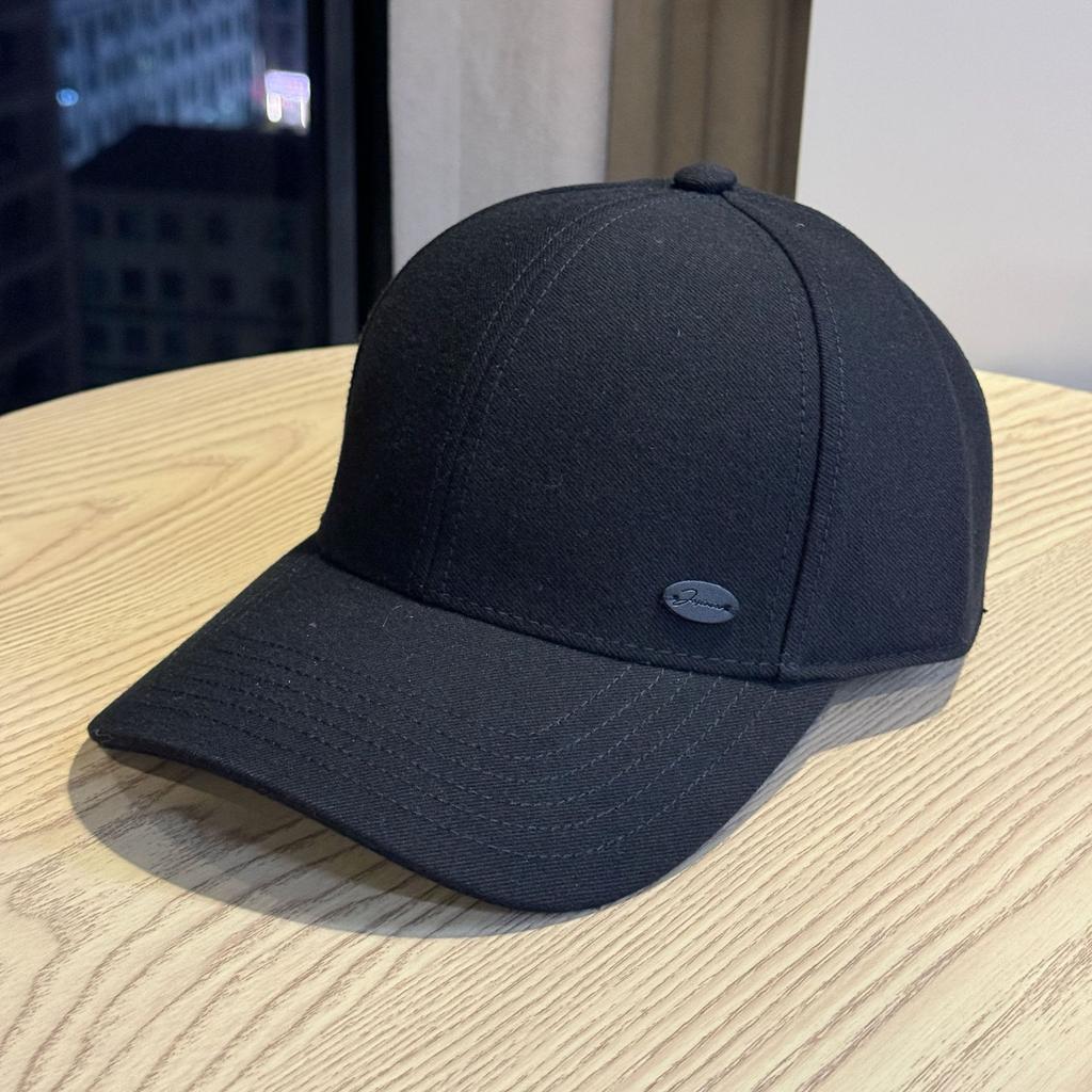 Winter Hard Top Small Baseball Cap with Face Fashion Brand Casual and Easy To Match Peaked Hat Trend