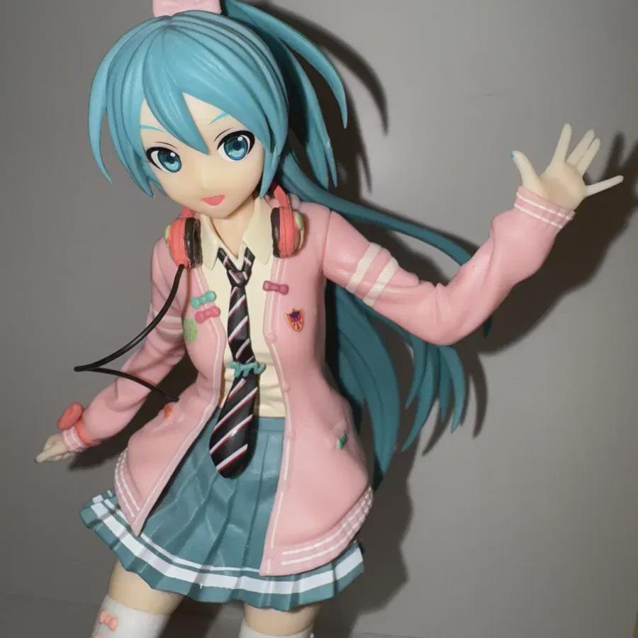 

Emergency Source) Ribbon Girl Miku Figure Hatsune Miku Classic Beautiful Girl