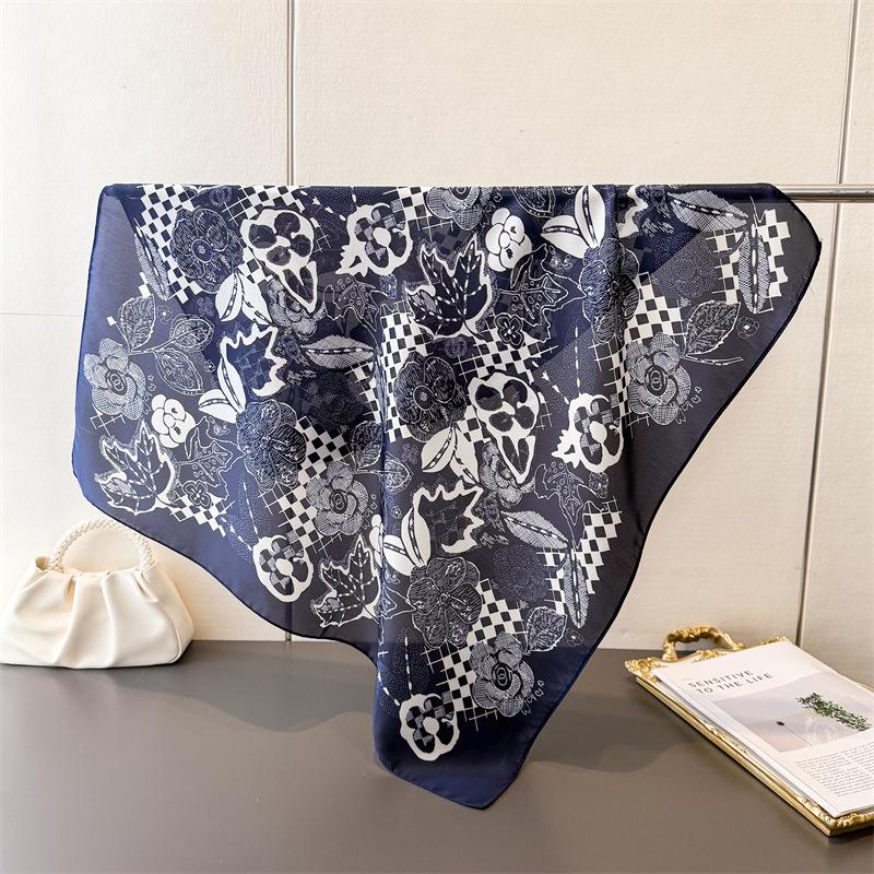 

New Sketch Floral Checkerboard Square Scarf Soft Satin Silk Vintage Bandana for Women Neck Headband Bag Wrist Wrap Accessory 70X70CM