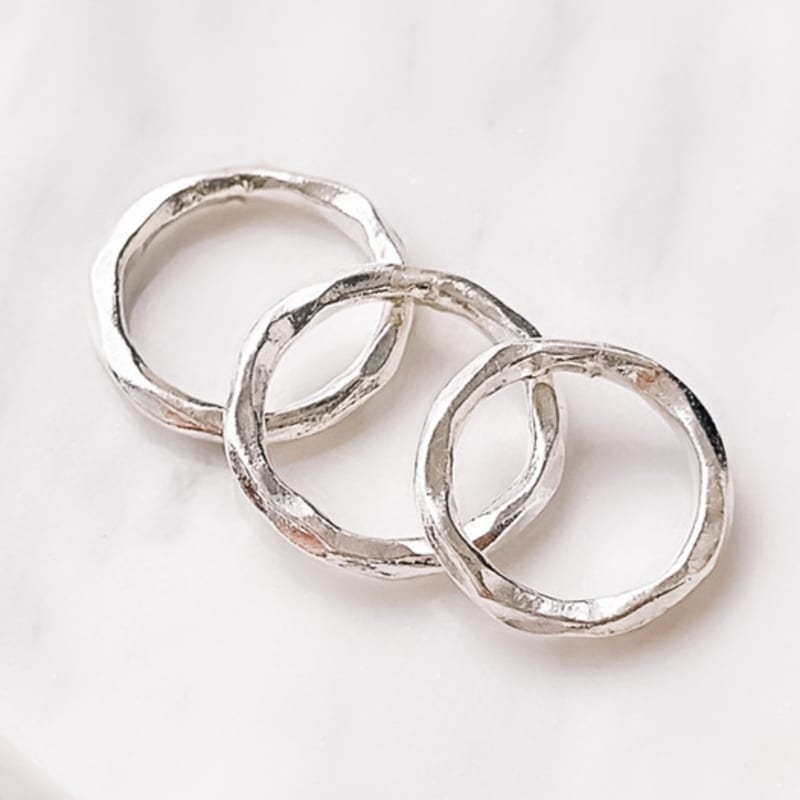 

BEFORE MOONRISE [Silver 925] Solid Hammered Ring SR31 L(3mm) - No. 16 (10,000 won)