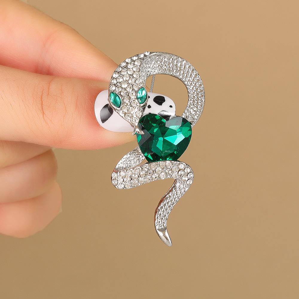 LATS Unique Design Silver Snake Brooches for Women Men Unisex Full of Rhinestone Snake Animal Pins Badge Jewelry