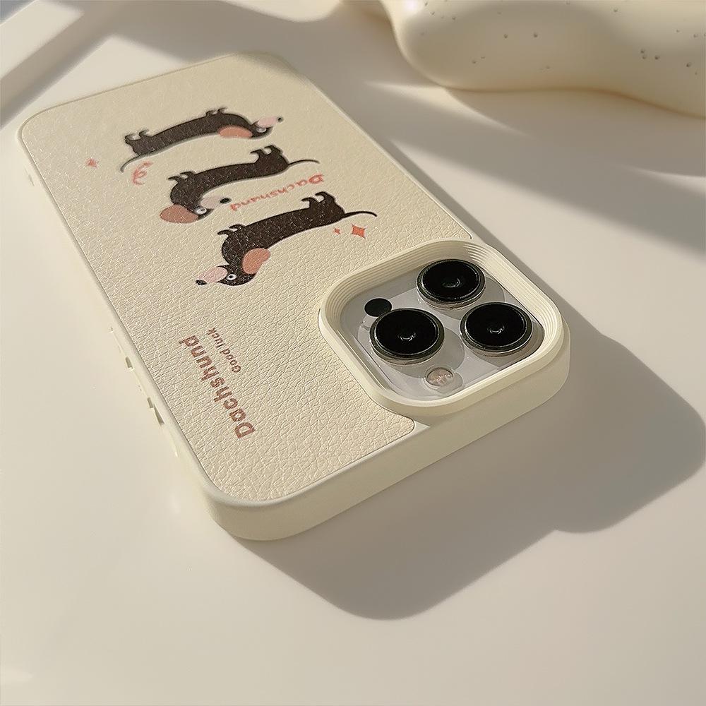 Étui de téléphone portable Apple 16 en cuir de teckel crémeux adapté pour iPhone14promax Niche 1113 Antichute