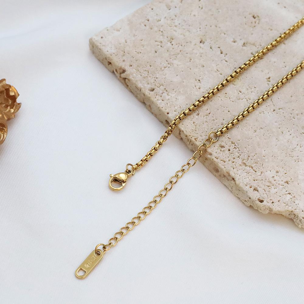 Titanium Steel Square Pearl Chain Fashionable Simple Bracelet Women'S Niche Light Luxury 18K Gold Hand Jewelry