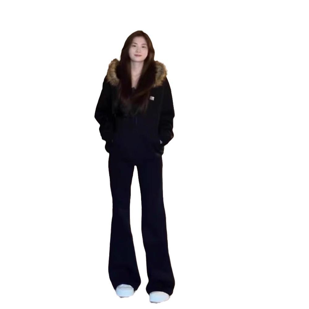 Women's American Retro Black Low-Waisted Slimming Micro-Flare Jeans - Winter Horseshoe Floor-Length Pants