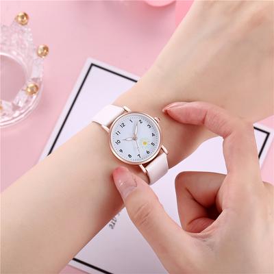 Beliebte Uhren Geschenk Armbanduhr Beliebte Damenuhren Quarz Gänseblümchen Hohe Qualität Leuchtend Mode Koreanische Mädchen PU-Leder Lässig