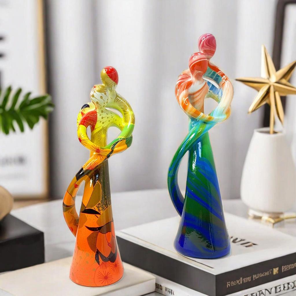 New Couple Embracing Ornaments for Living Room Home Resin Crafts Wine Cabinet Desk Decoration Gift