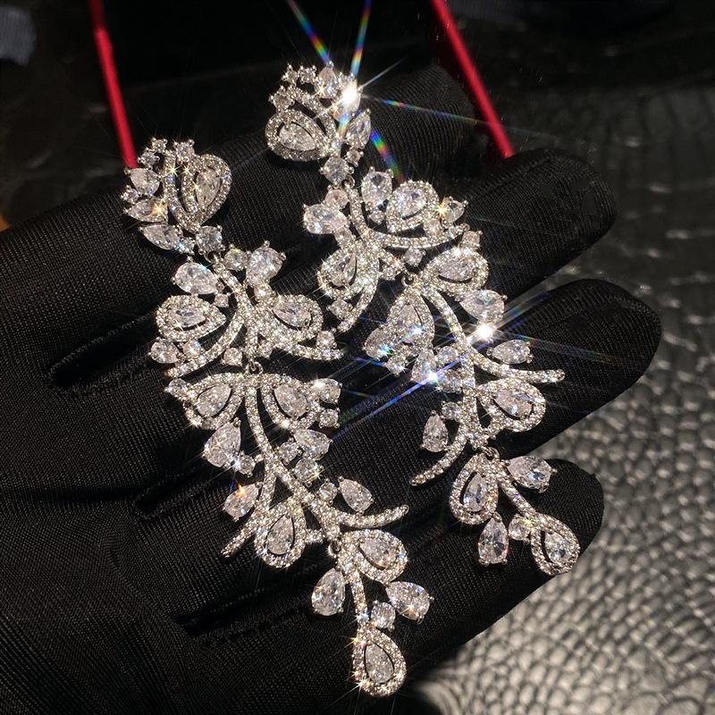 European and American geometric color flower zircon fringed earrings, stud earrings, exquisite luxury earrings, women