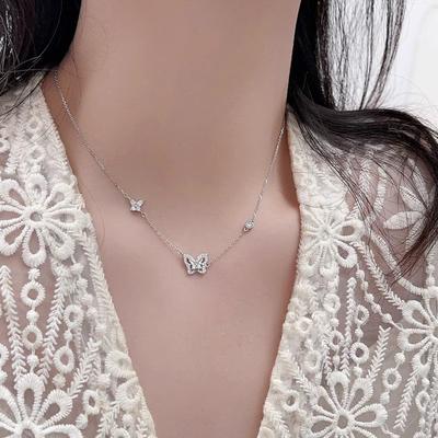 Schmetterlingskette Damen Leichte Luxus Premium Flash Diamant Schlüsselbeinkette Herbst und Winter Vielseitiger Halskettenschmuck