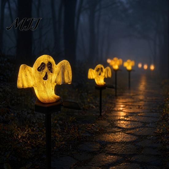 Dusk to Dawn Solar Pathway Lamps Halloween Pumpkin Light, Ghost Yard Stake Smart Sensor Garden Lights Lamp, Waterproof Outdoor Decor Light