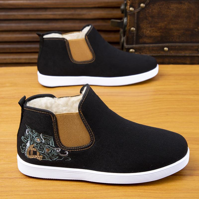 Autumn and winter high-top national cloth shoes, divine beast embroidered piled thickened cotton shoes, snow boots, casual and comfortable men's shoes