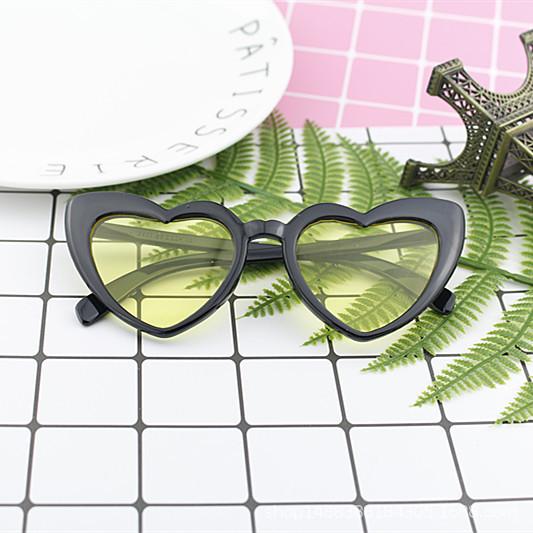 

Солнцезащитные очки Love Women S Милые солнцезащитные очки в форме сердца Модные очки в форме персикового сердца 15983