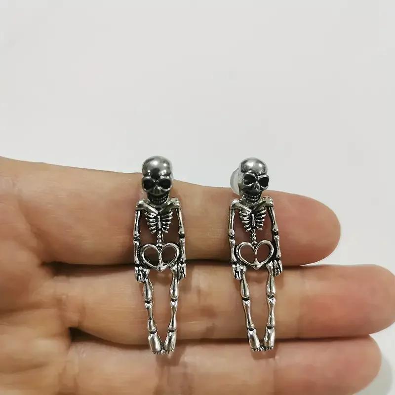 Punk Rock Stud Earrings for Man Women Stainless Steel Drop Dangle Earrings Gothic Rose Skull Ear Stud Hip-Hop Earring Zircon