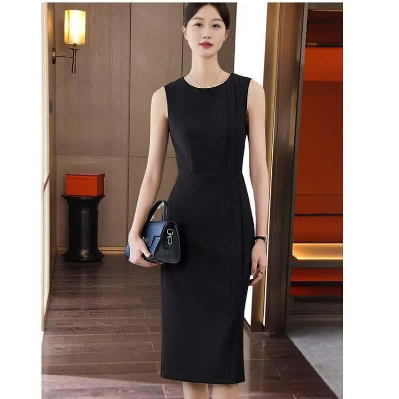 Elegant Sleeveless Commuter Midi Dress