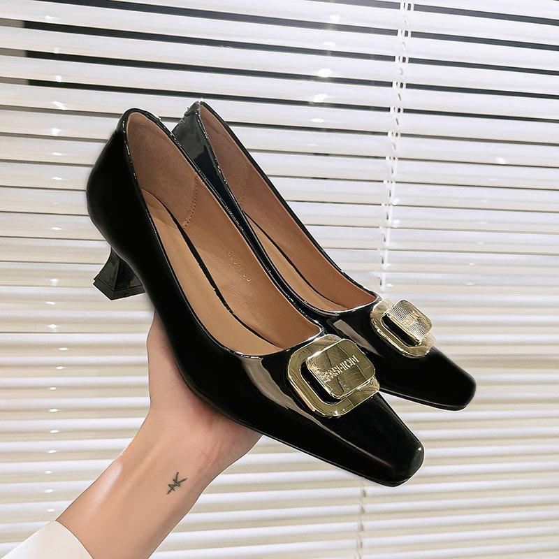 French light mouth single shoes women's middle heel 2025 new spring and autumn small heel square head shoes lady red high heels stiletto