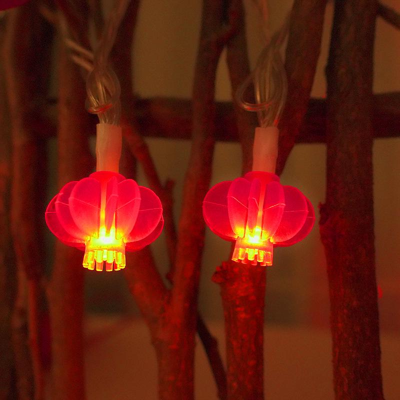 Solar LED Red Lantern String Lights for Festive New Year and Spring Festival Decor